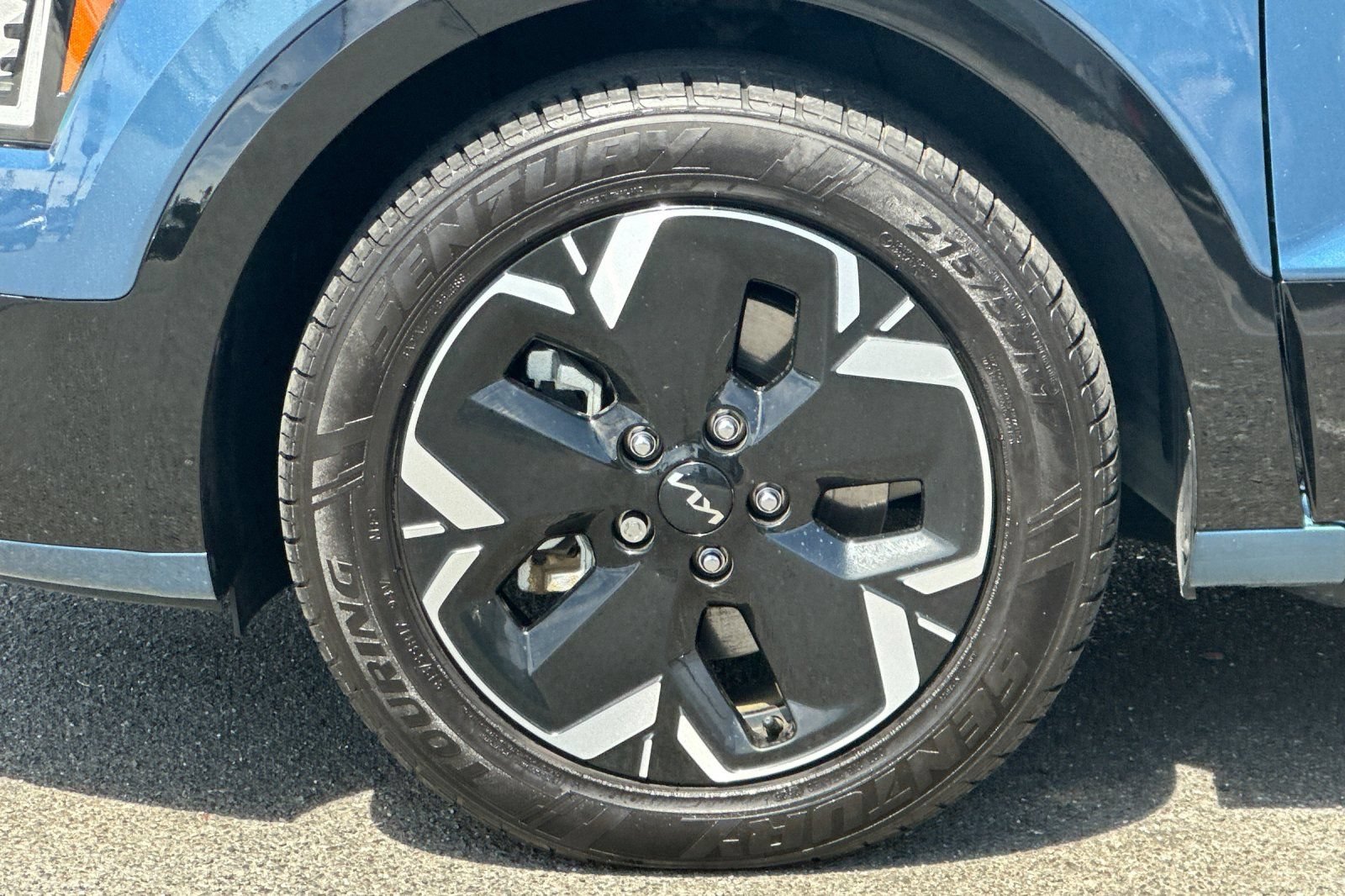 Used 2023 Kia Niro Wind FWD image 33