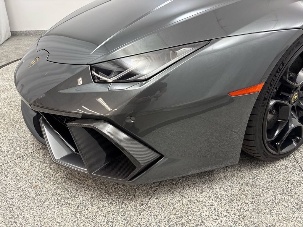 Used 2015 Lamborghini Huracan LP 610-4 image 34