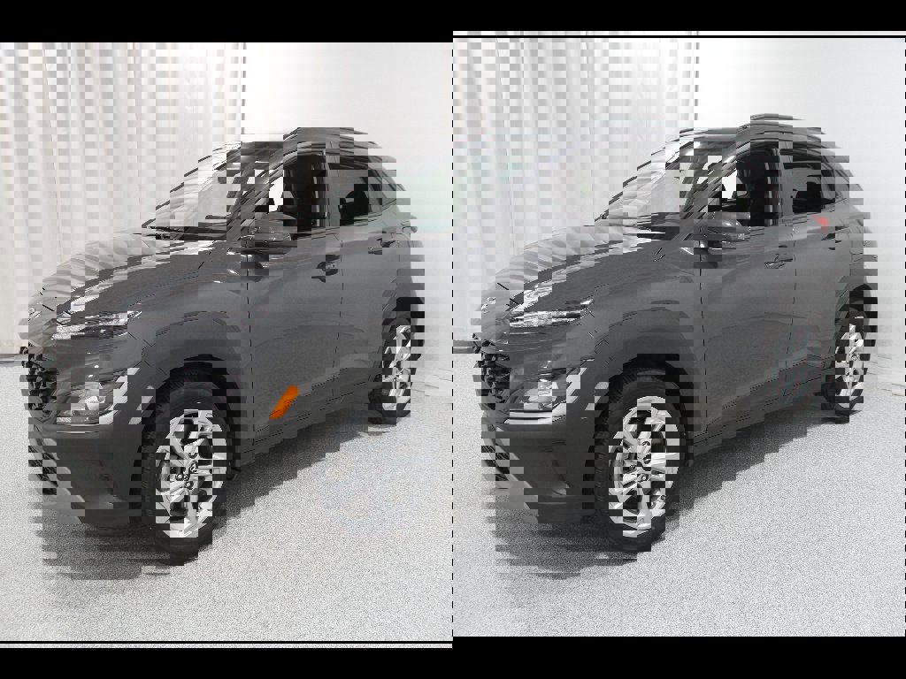Certified 2023 Hyundai Kona SEL AWD/4WD image 3