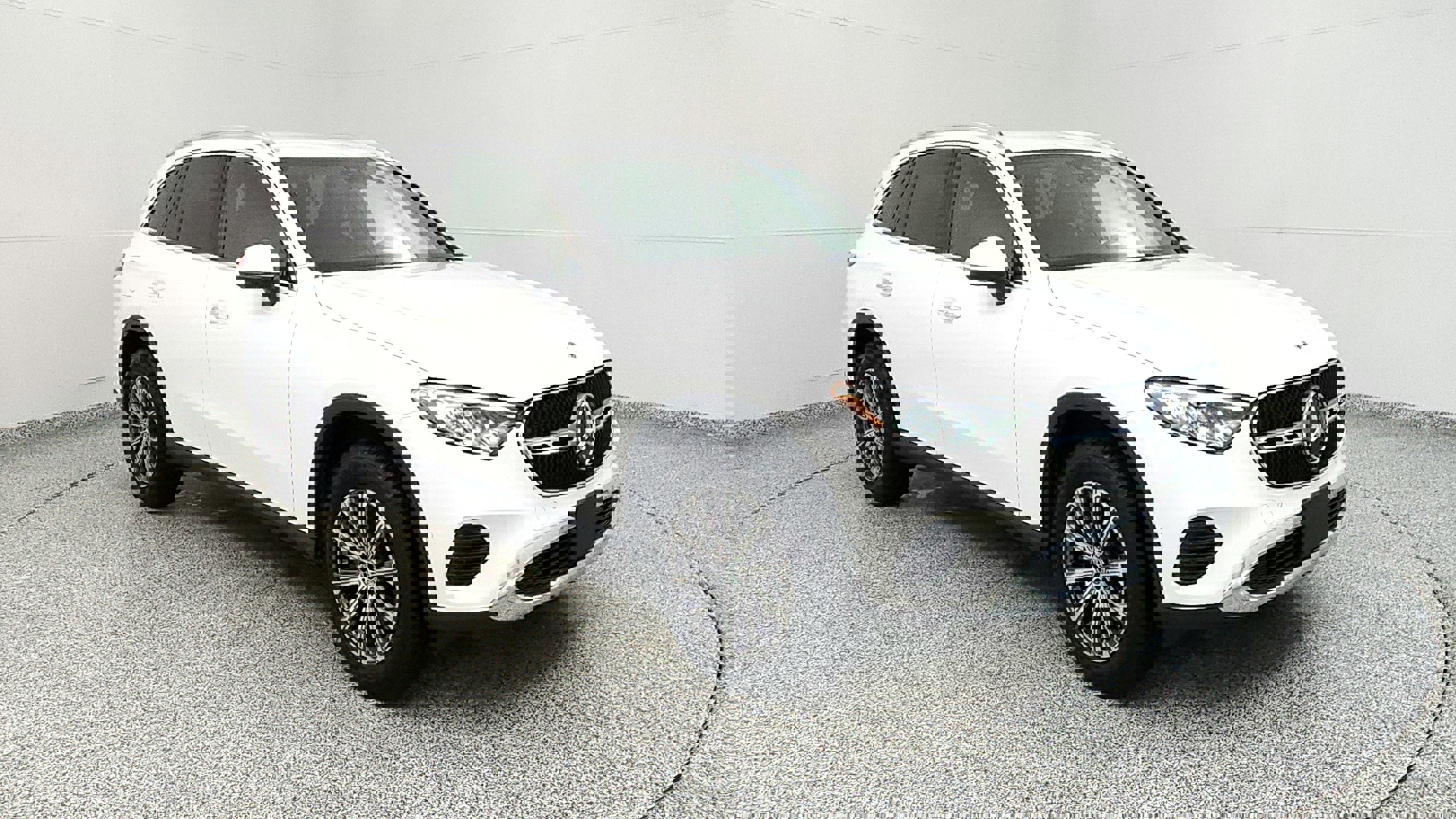 Used 2024 Mercedes-Benz GLC 300 4MATIC image 1