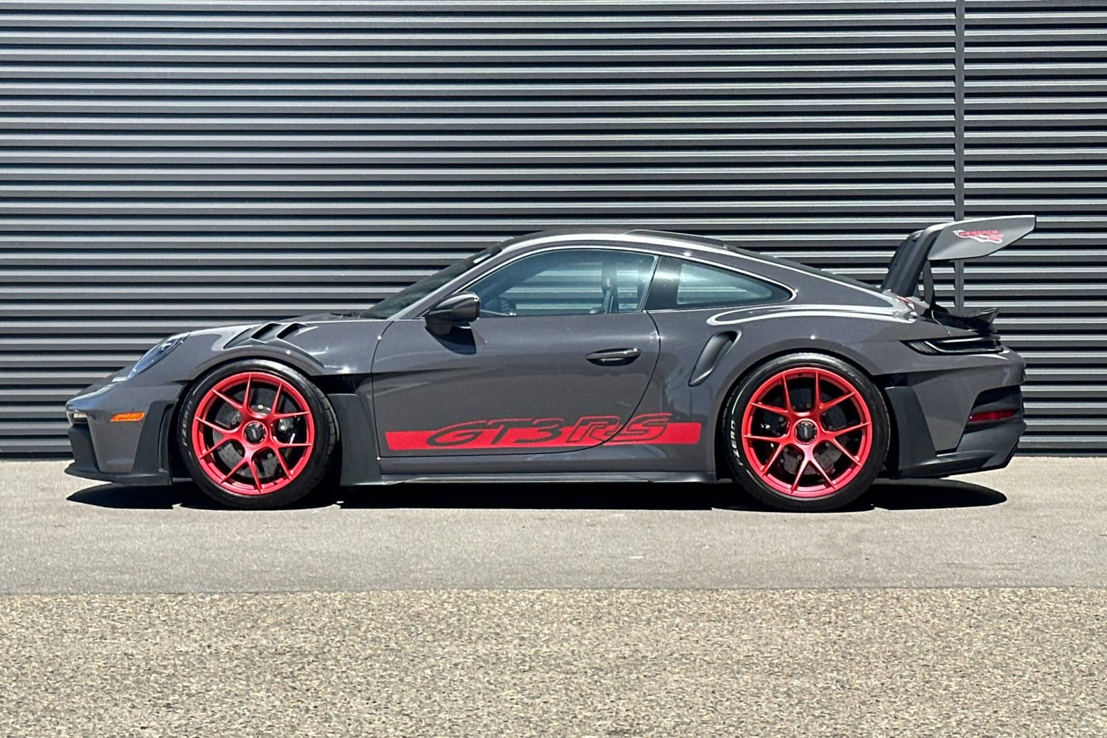 Used 2025 Porsche 911 GT3 RS RWD image 2