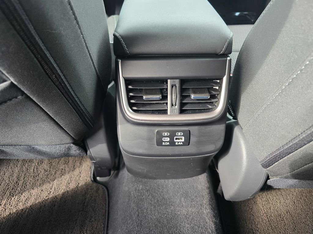 Used 2025 Subaru Outback Premium image 23