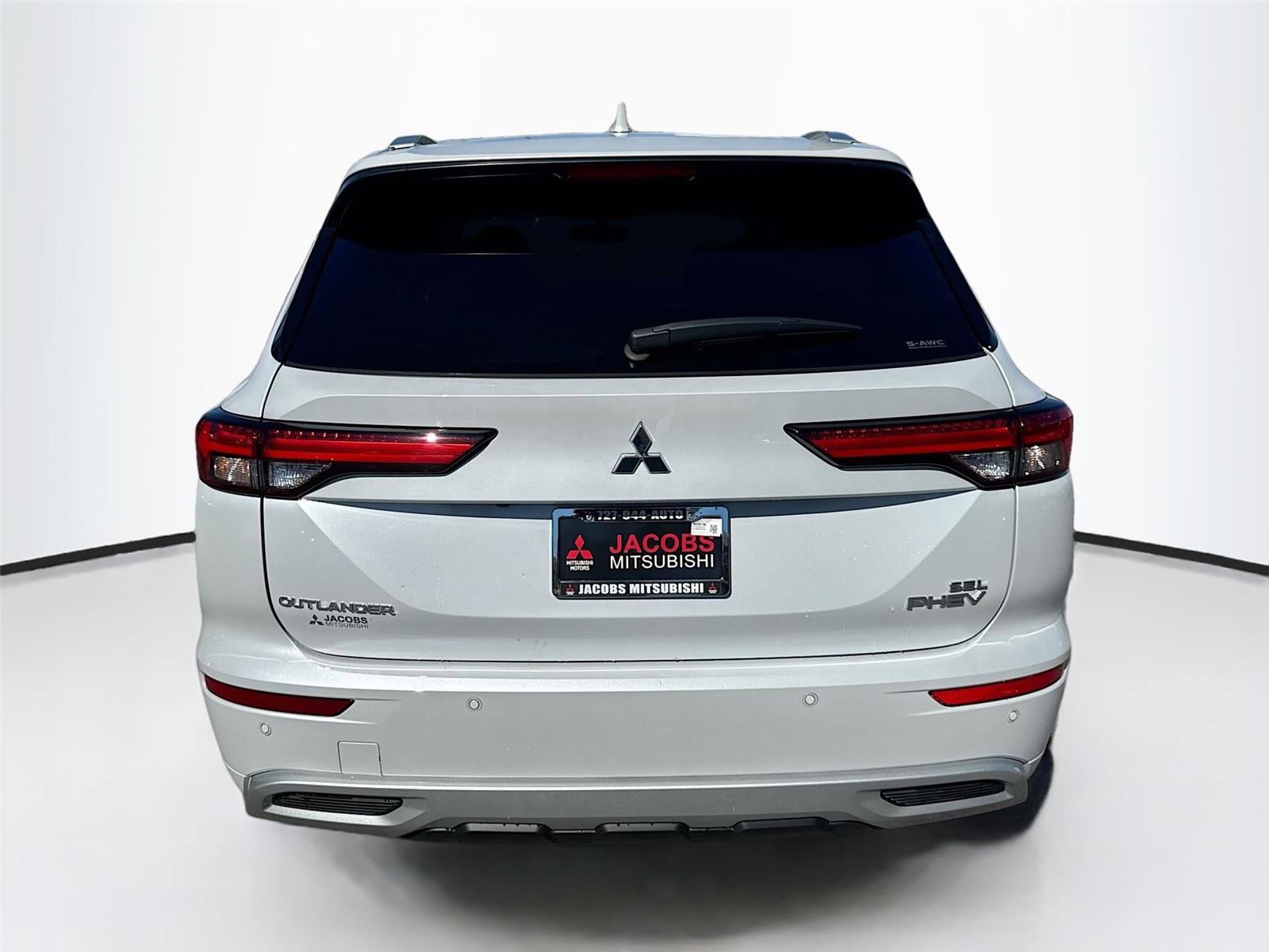 New 2025 Mitsubishi Outlander SEL image 6