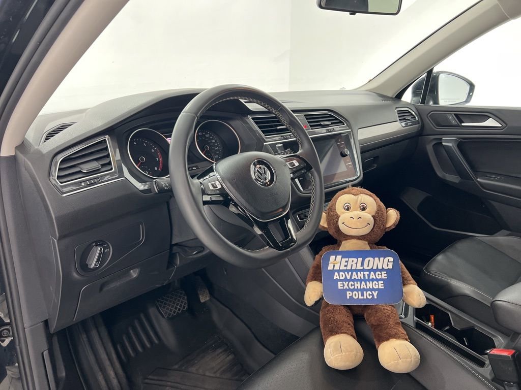 Used 2021 Volkswagen Tiguan SE FWD image 9
