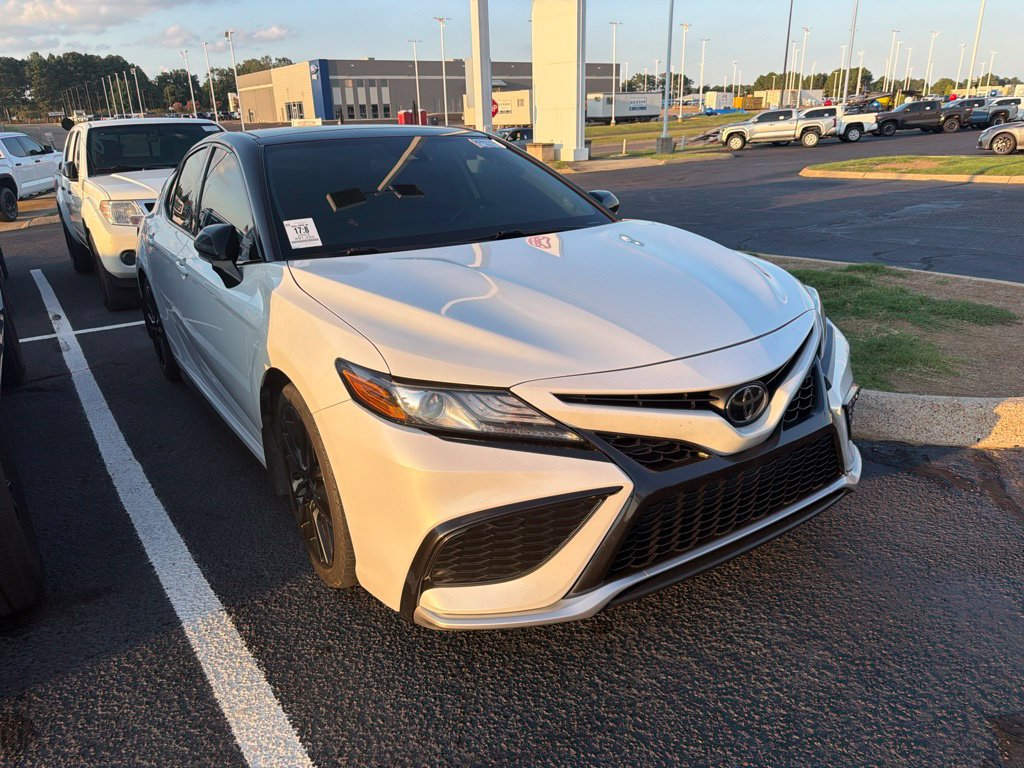 Used 2023 Toyota Camry XSE w/ Blackout Package (TMS) FWD image 3