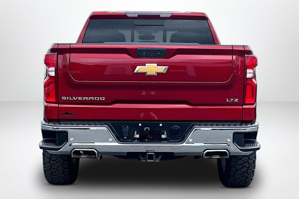 Used 2022 Chevrolet Silverado 1500 LTZ w/ LTZ Premium Package AWD/4WD image 7