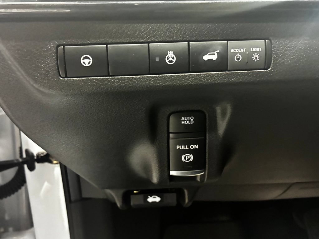 Used 2025 Nissan Murano SL AWD/4WD image 19