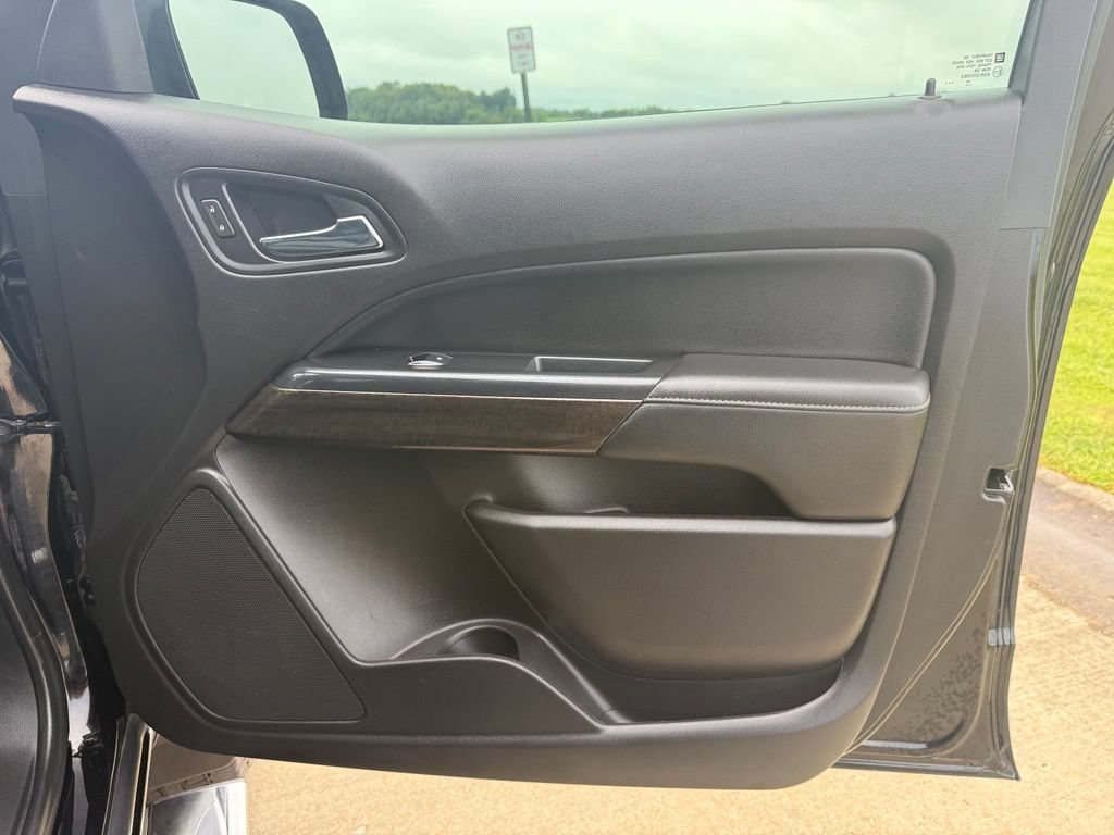 Used 2017 GMC Canyon SLT w/ Trailering Package AWD/4WD image 17