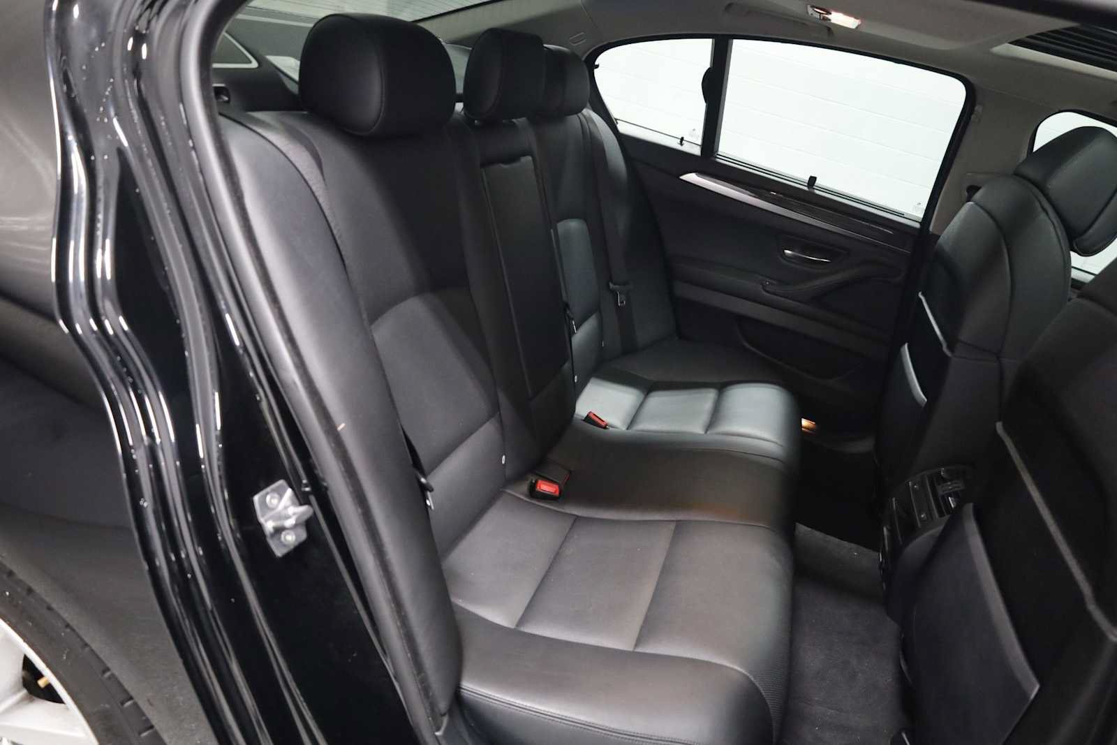 Used 2011 BMW 535i Sedan RWD image 34