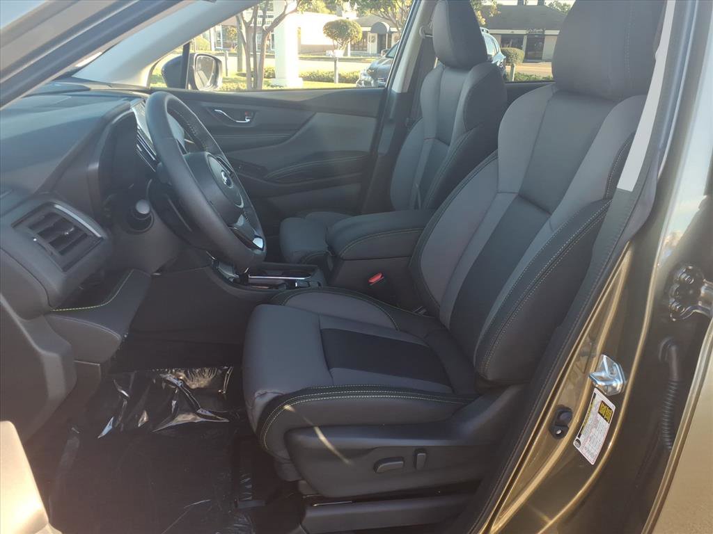 New 2025 Subaru Ascent Onyx Edition image 4