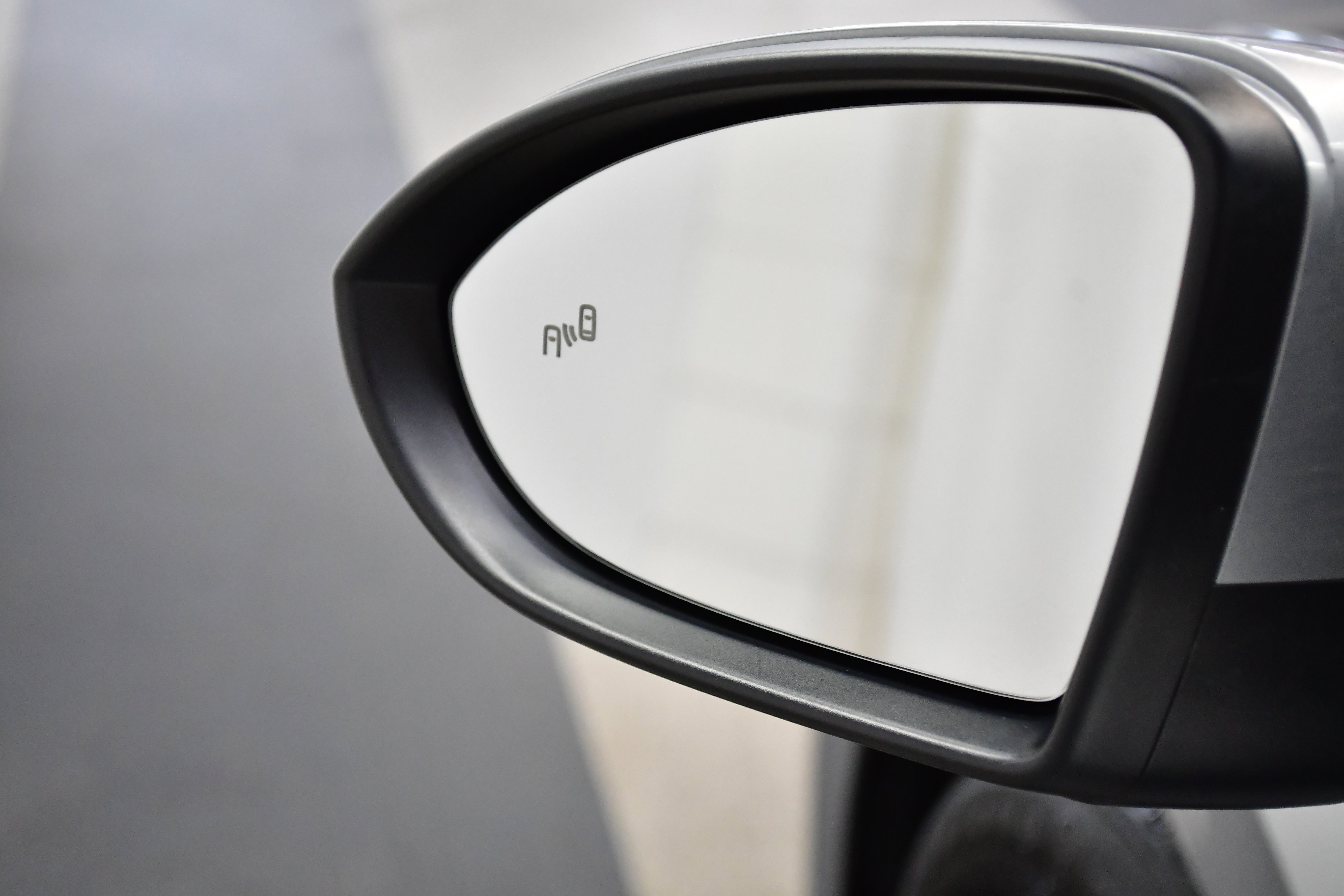 Used 2025 Volkswagen Jetta SE FWD image 15