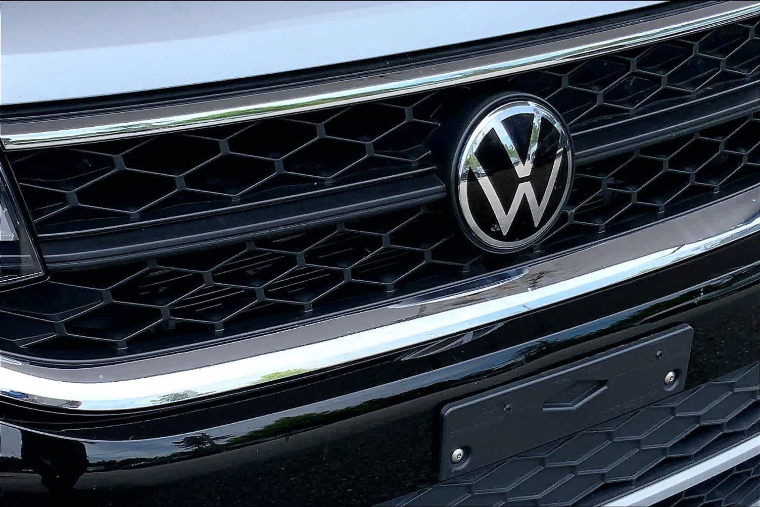 Used 2024 Volkswagen Taos S FWD image 31