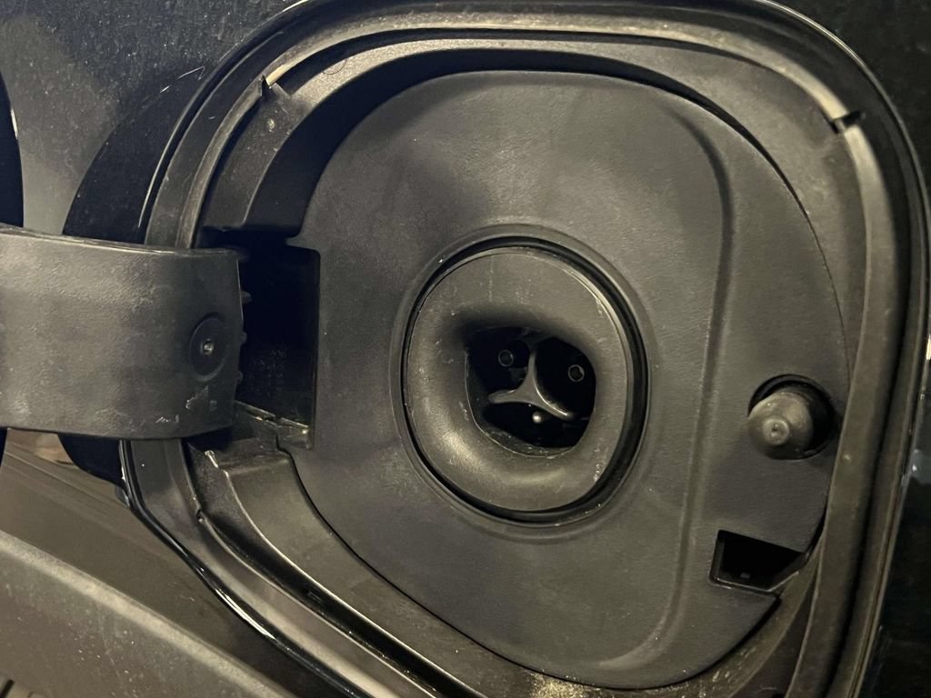 New 2027 Chevrolet Bolt RS w/ LPO, All-Weather Package FWD image 24