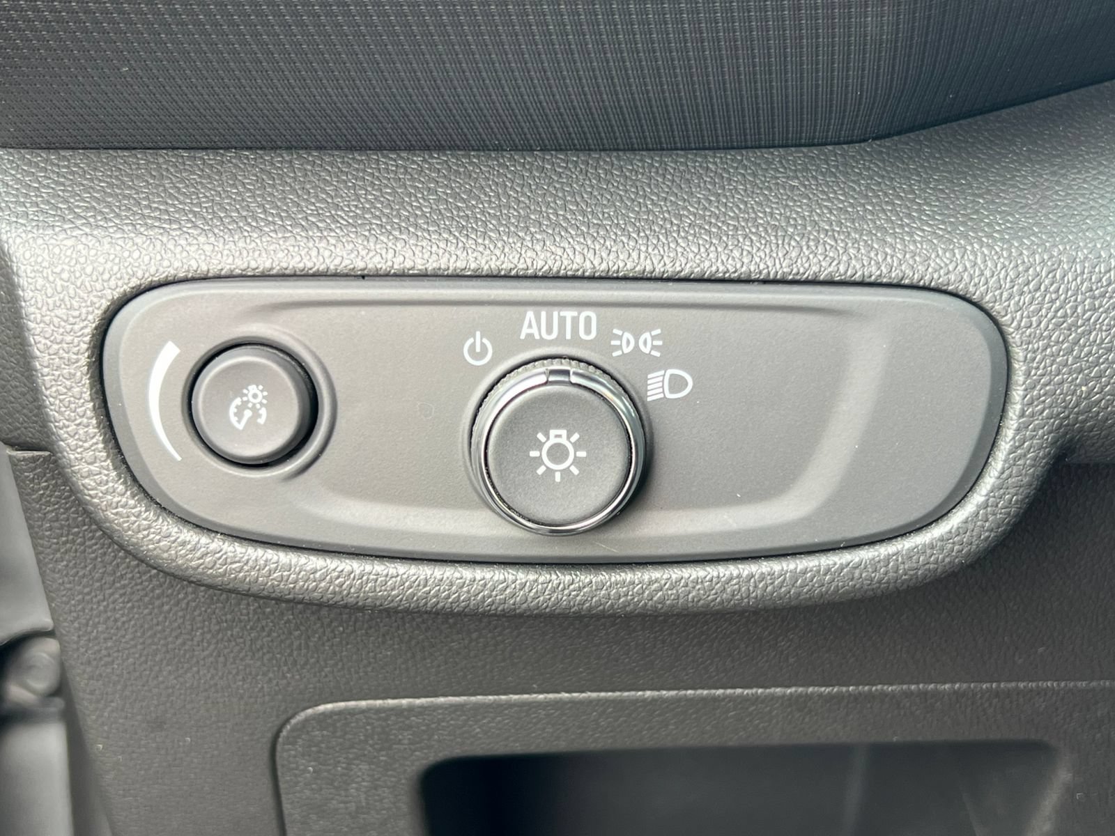 Certified 2023 Chevrolet TrailBlazer LS FWD image 18