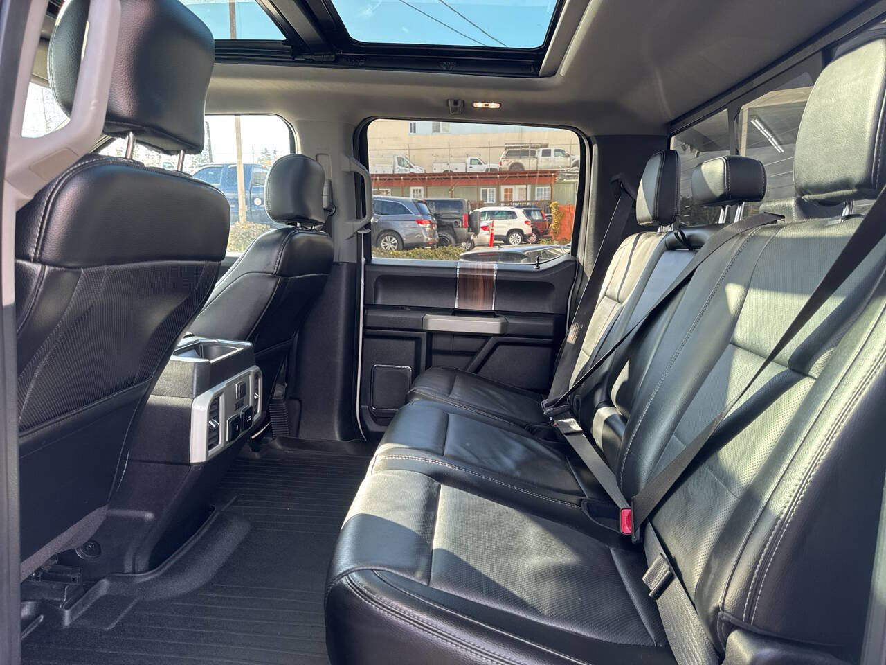 Used 2017 Ford F150 Lariat w/ Equipment Group 502A Luxury image 18