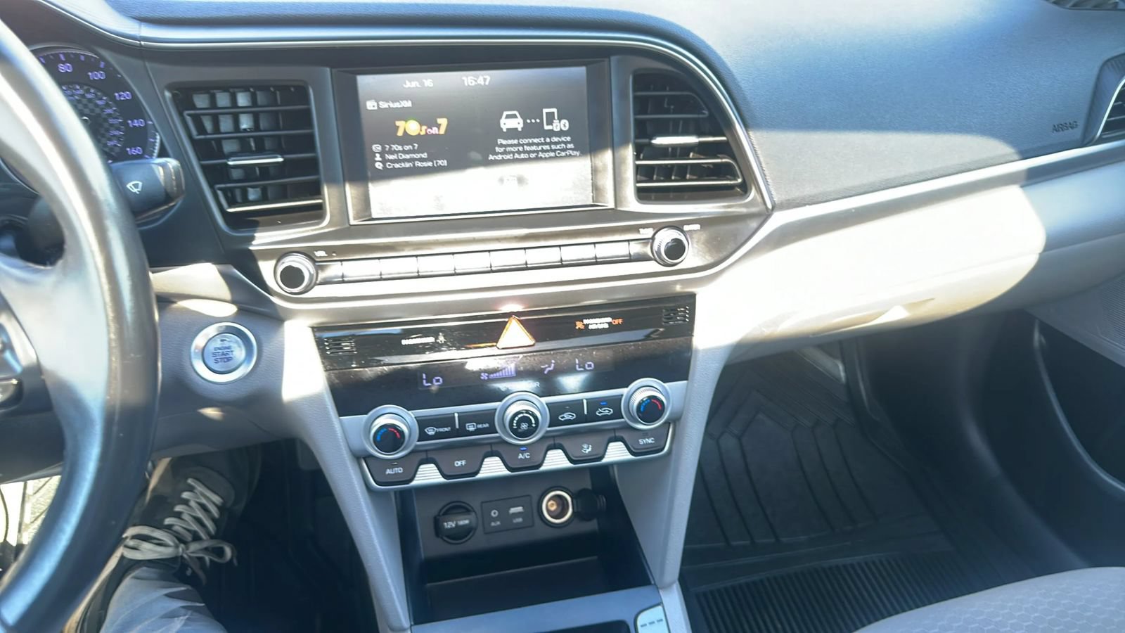 Used 2019 Hyundai Elantra Value Edition FWD image 24