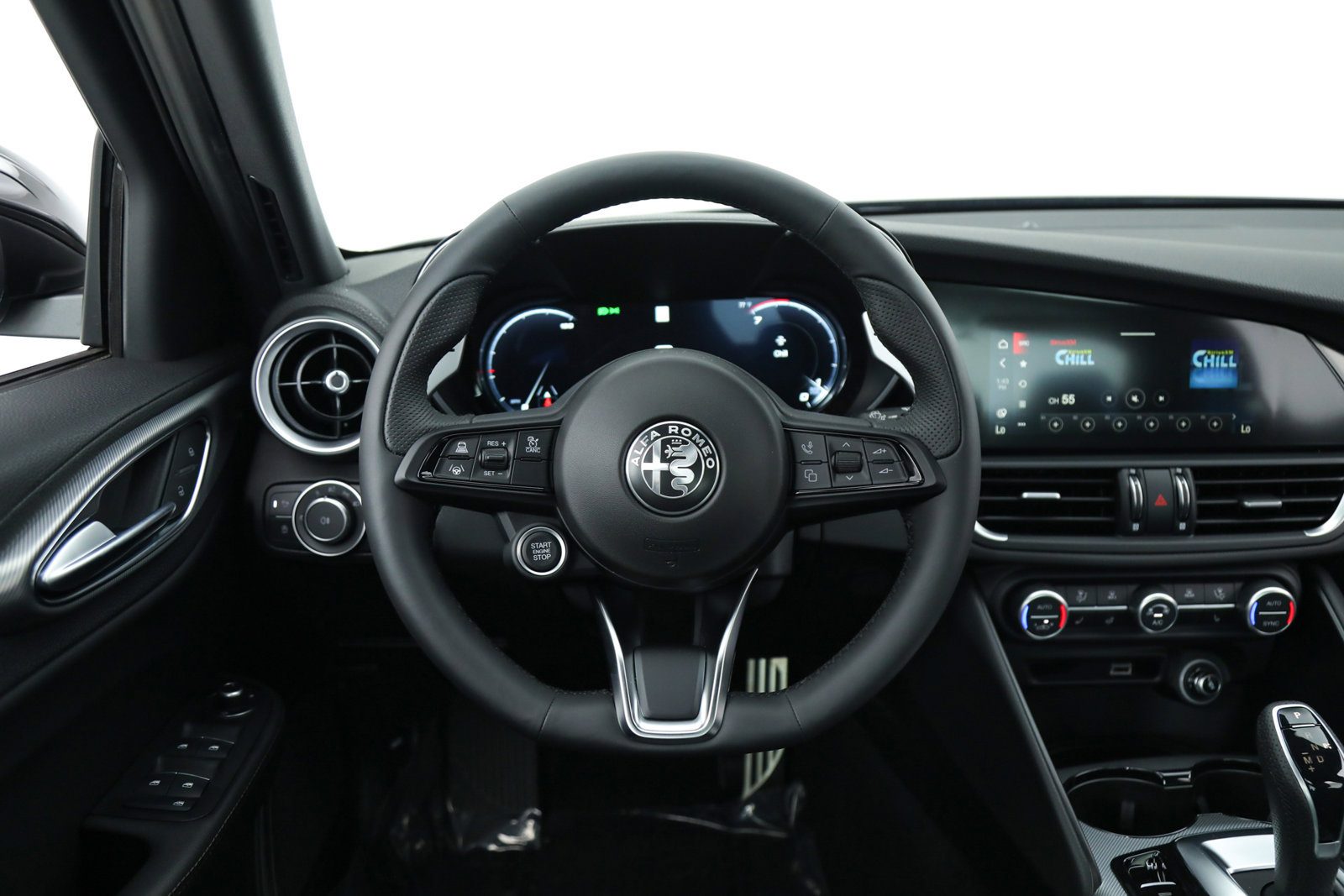 New 2025 Alfa Romeo Giulia w/ Driving Assist Package RWD image 16