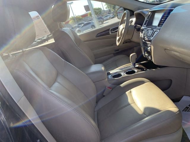 Used 2015 Nissan Pathfinder SL w/ SL Tech Package image 14