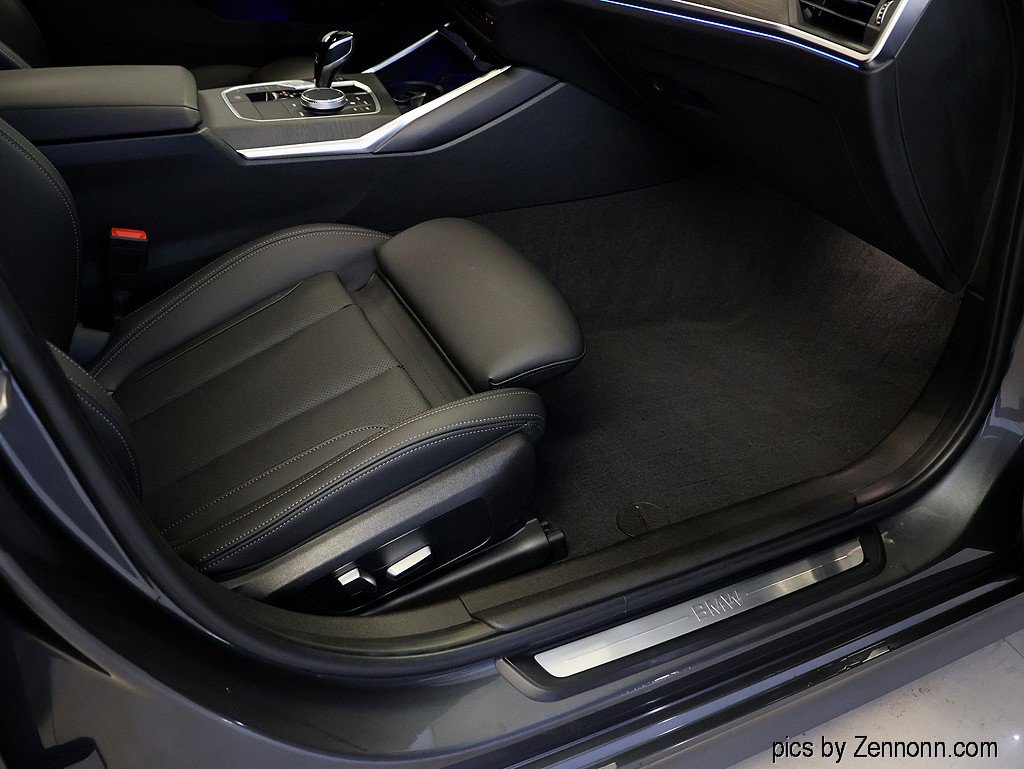 Certified 2022 BMW 330i xDrive Sedan w/ Premium Package 2 image 34