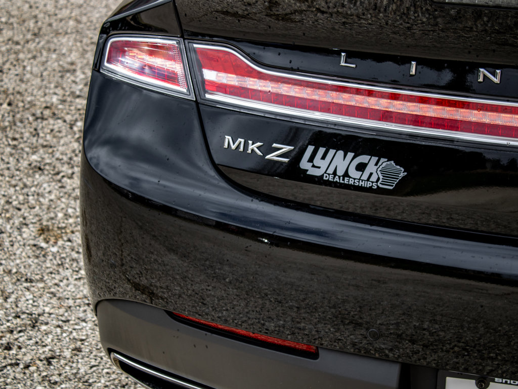 Used 2017 Lincoln MKZ Select w/ Climate Package FWD image 13
