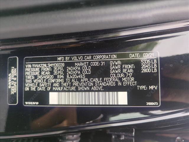 Used 2021 Volvo V90 T6 Cross Country image 27