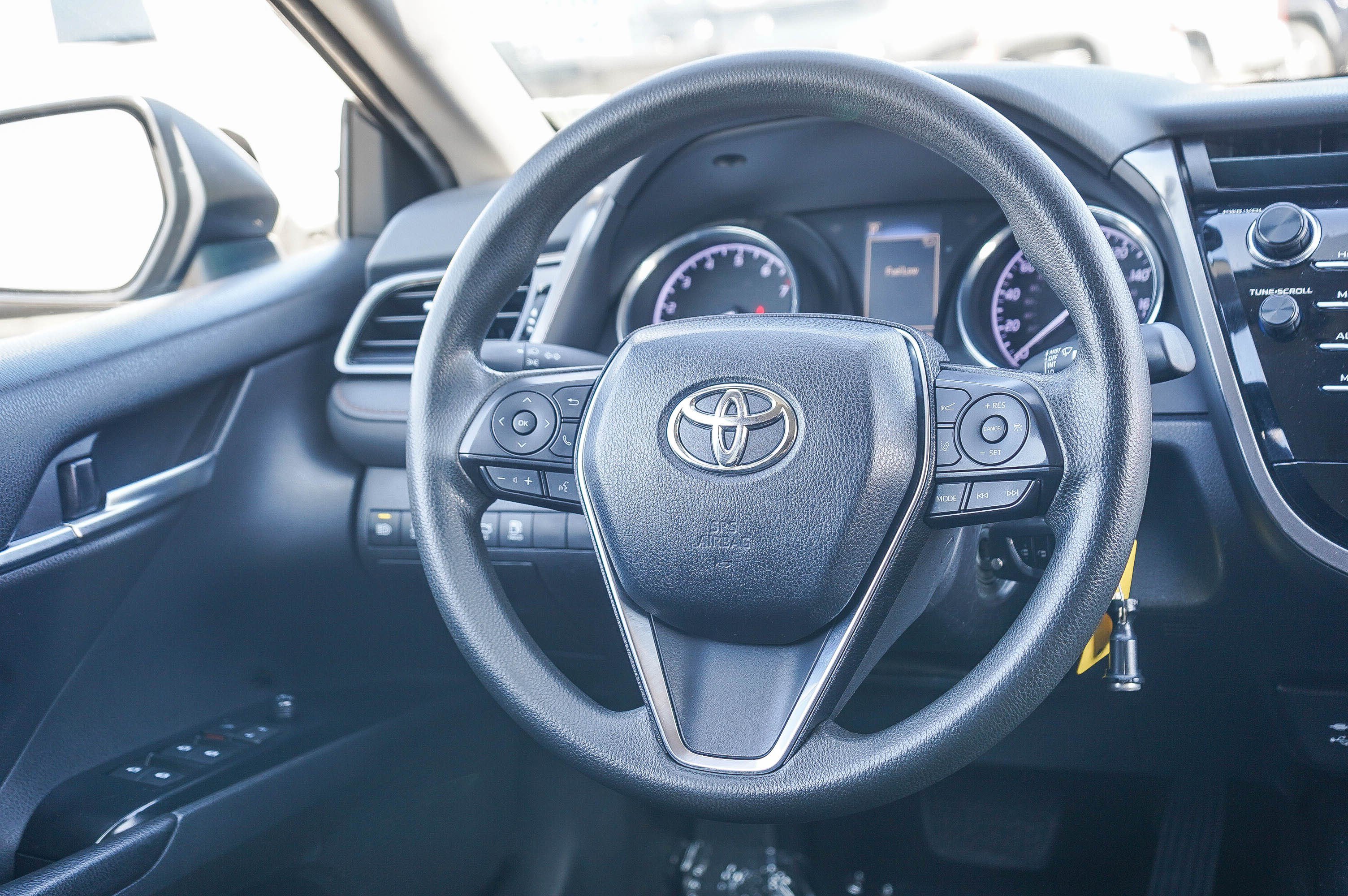 Used 2019 Toyota Camry LE w/ Carpet Mat Package FWD image 16