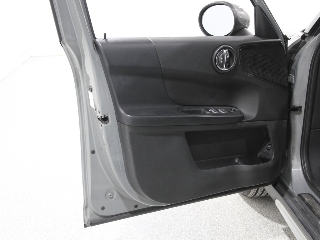 Used 2019 MINI Cooper Countryman image 4