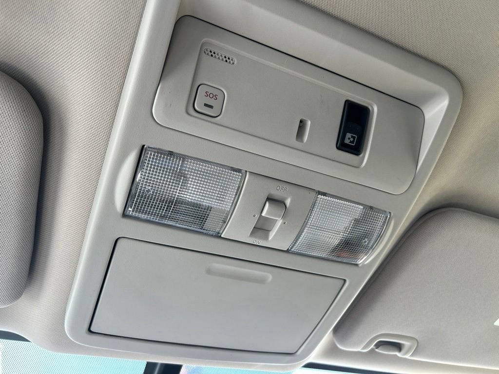 Used 2017 Nissan Titan Platinum Reserve RWD image 36