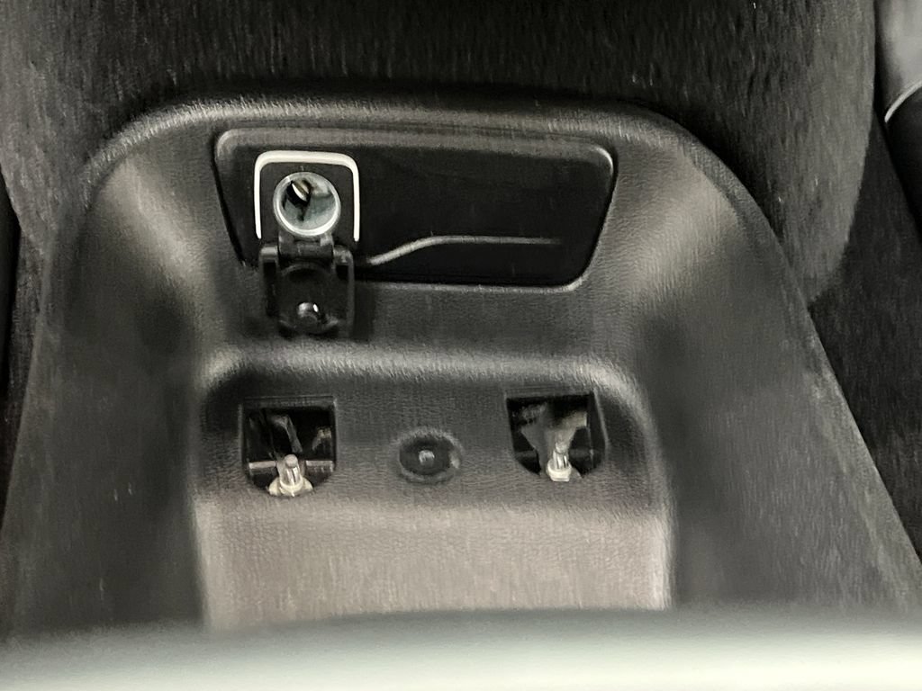 Used 2025 Chrysler Pacifica Select FWD image 55