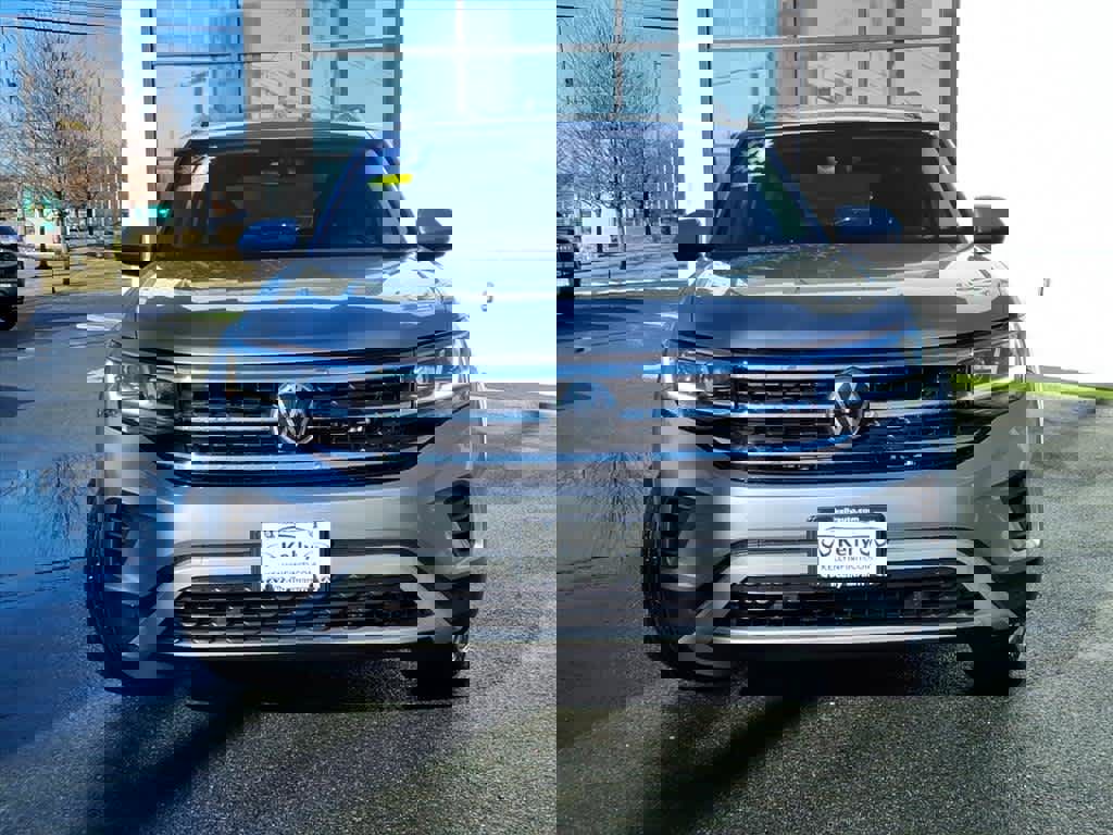 Used 2021 Volkswagen Atlas SE w/ Panoramic Sunroof Package image 3