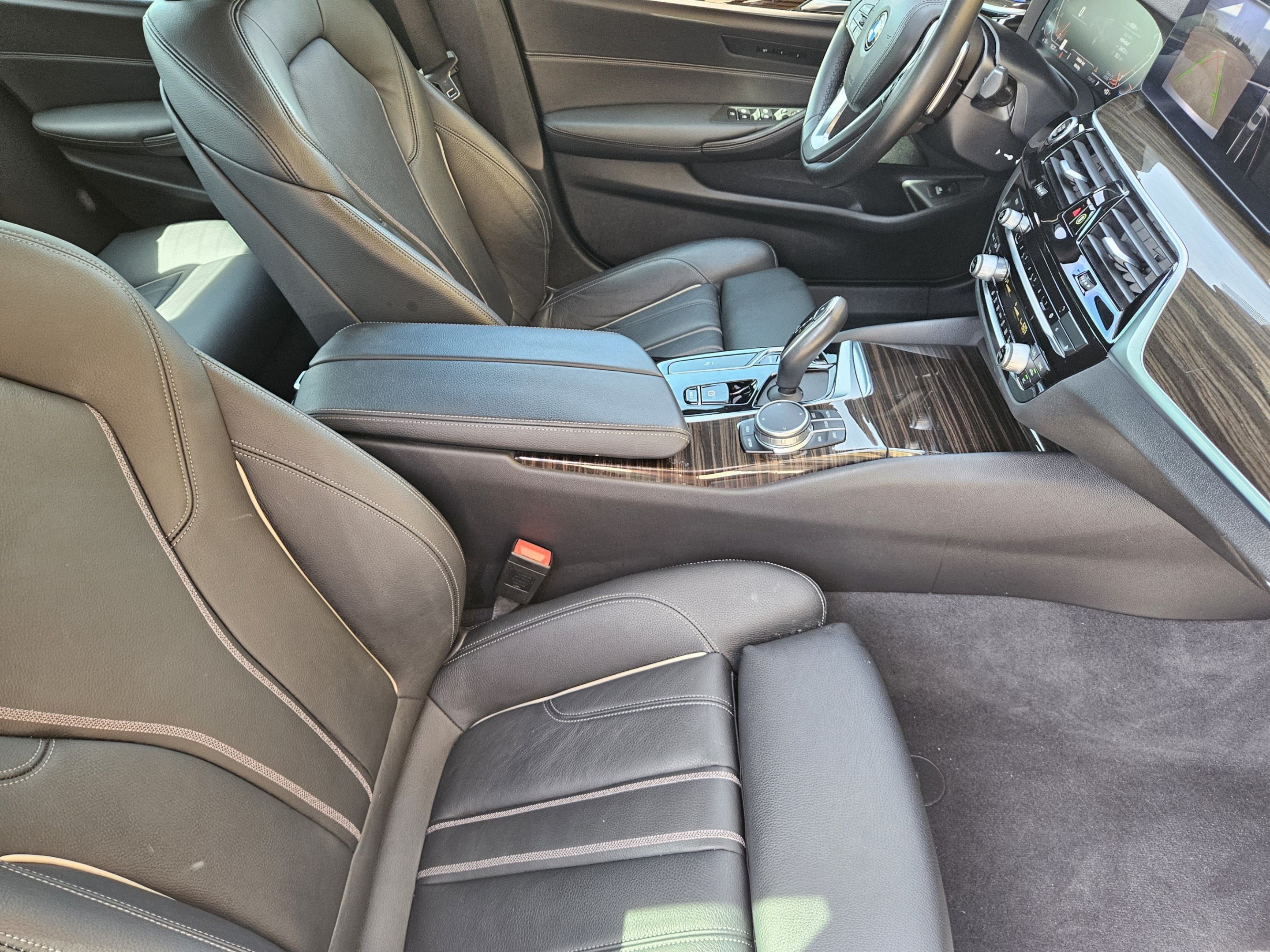 Used 2021 BMW 540i w/ Convenience Package RWD image 12