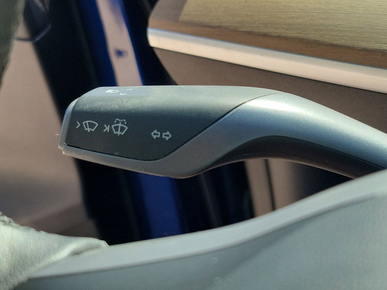 Used 2021 Tesla Model Y Long Range AWD/4WD image 27