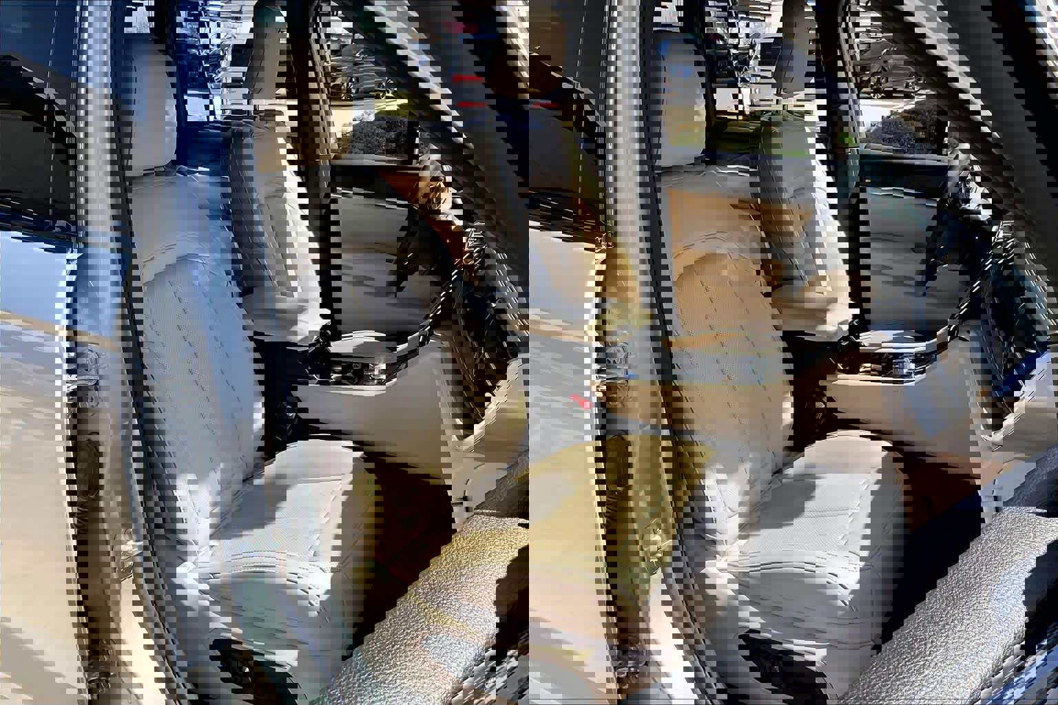 Used 2022 Jeep Grand Cherokee Limited 4xe w/ Luxury Tech Group II image 9