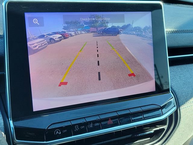 Used 2023 Jeep Compass Sport image 29