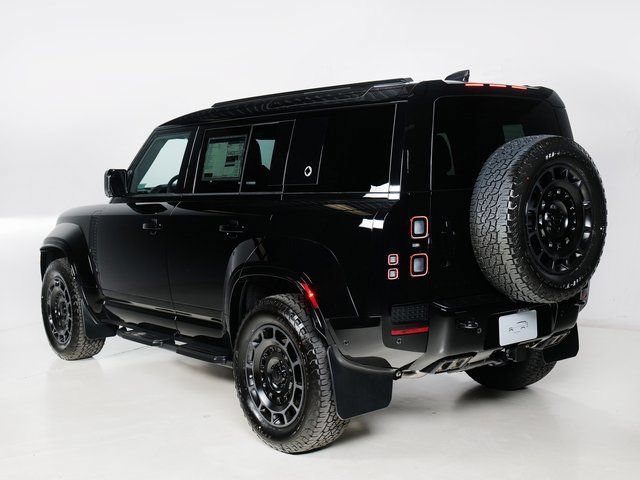 New 2026 Land Rover Defender 110 AWD/4WD image 31