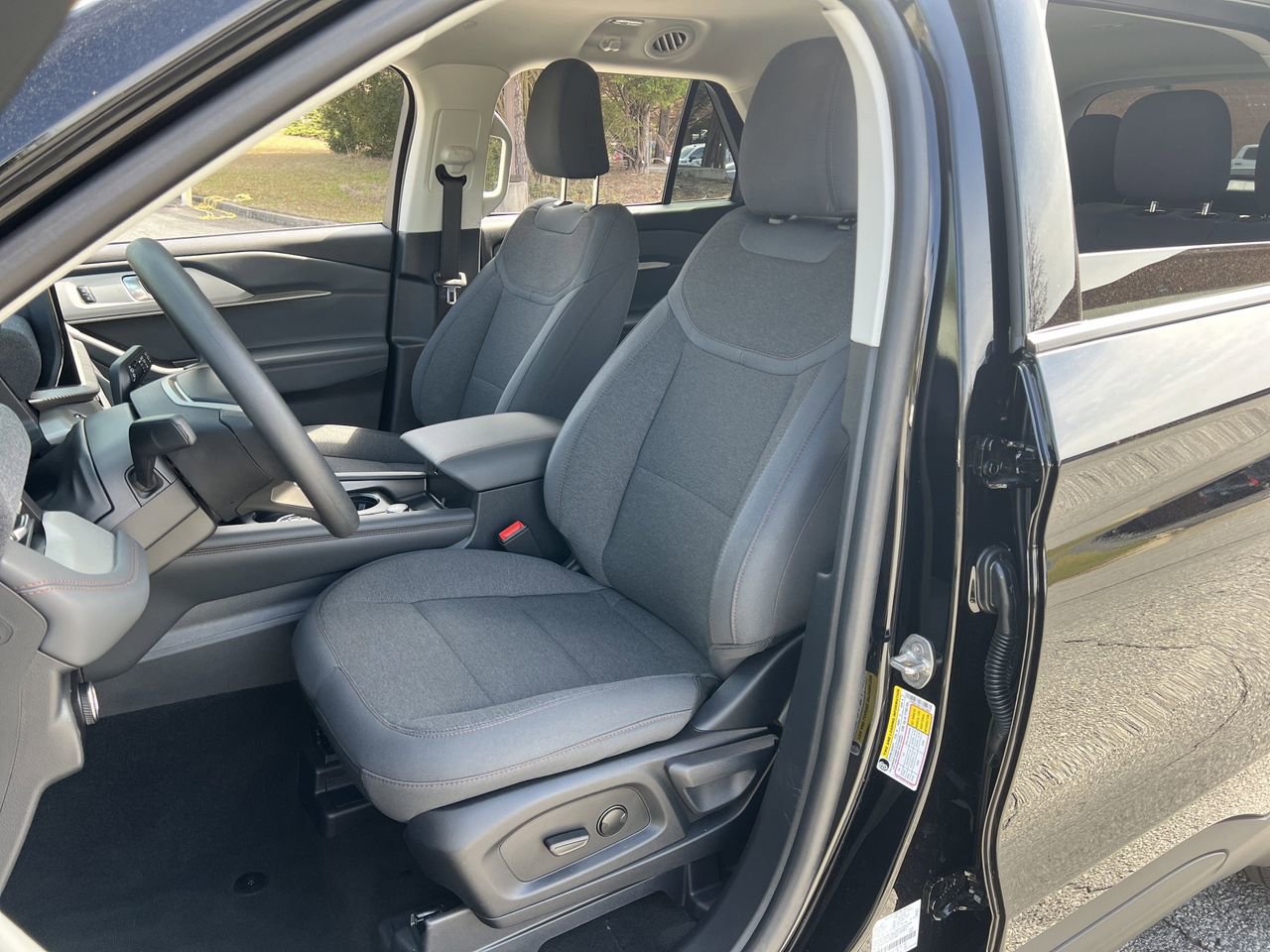 New 2026 Ford Explorer Active RWD image 17