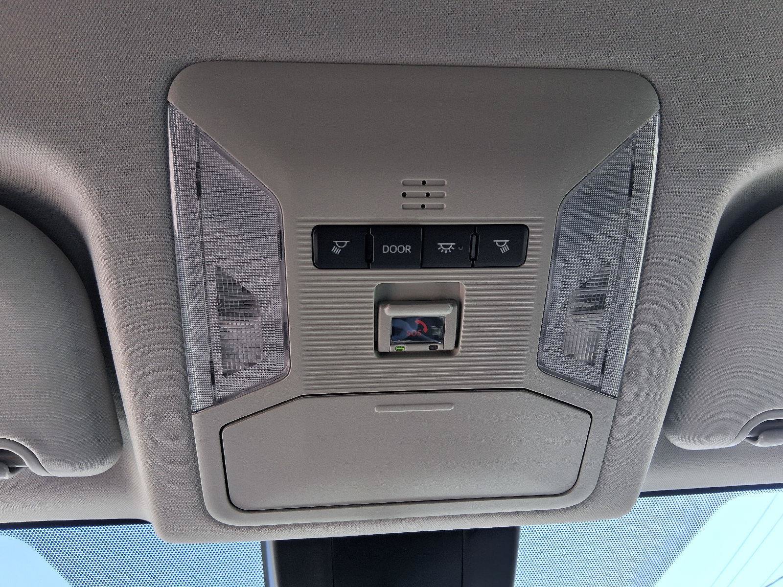 Used 2025 Toyota RAV4 LE image 18
