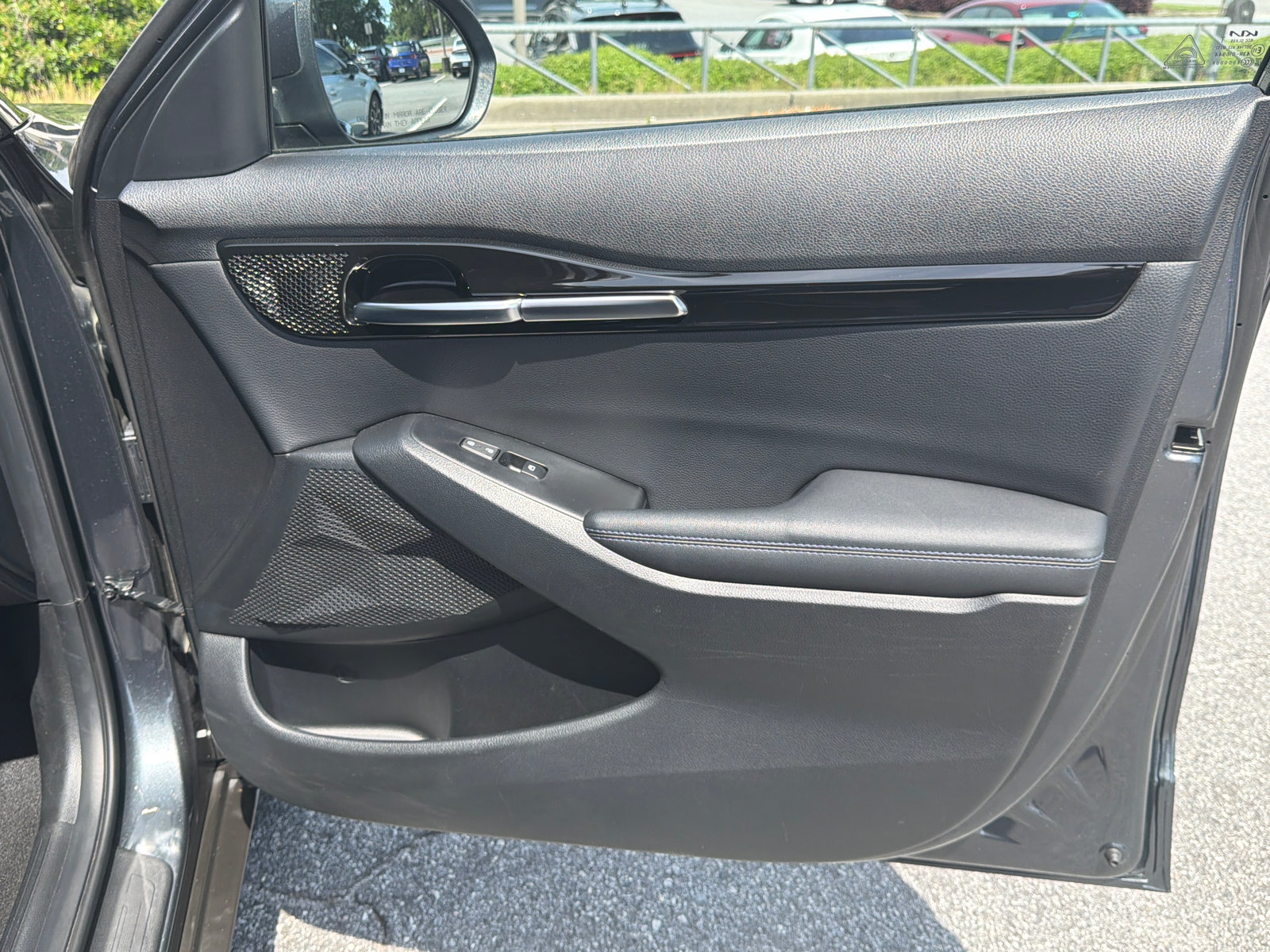 Used 2023 Kia Seltos S w/ Navigation Package FWD image 15