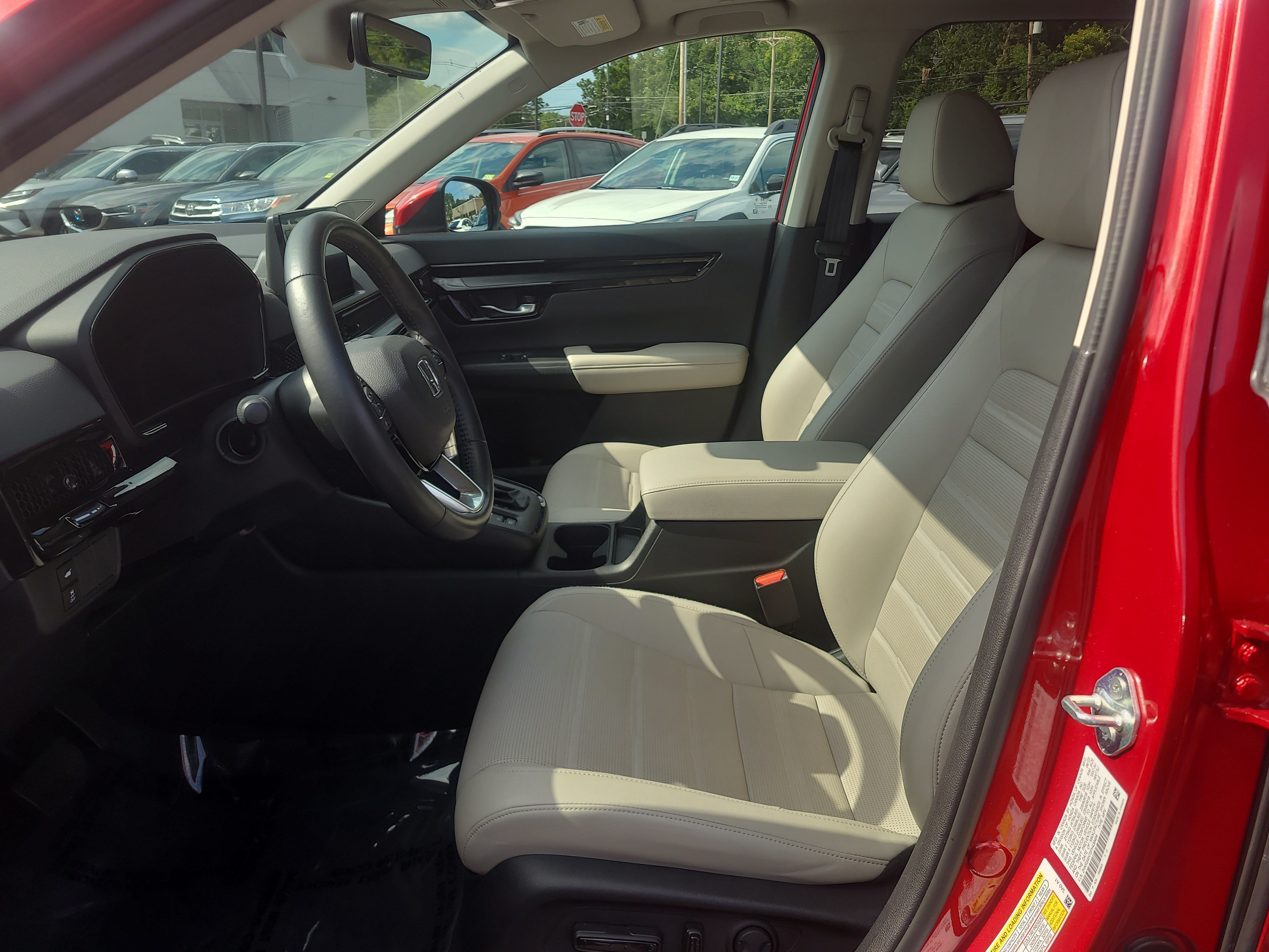 Used 2023 Honda CR-V EX-L image 16