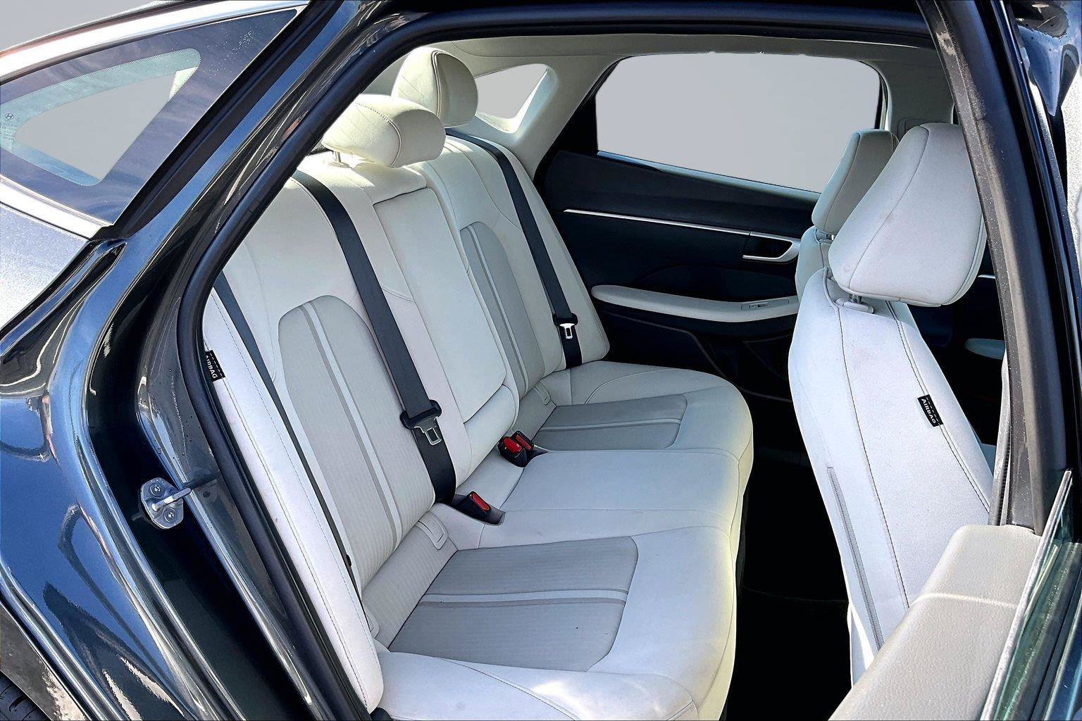 Used 2025 Hyundai Sonata SEL FWD image 27