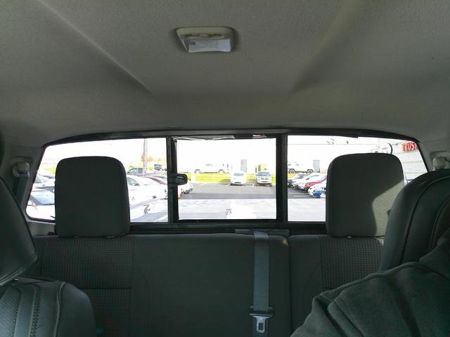 Used 2012 Nissan Titan SV w/ SV Value Truck Pkg image 12