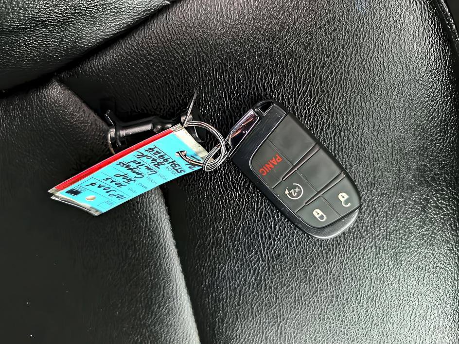 Used 2025 Jeep Compass Limited AWD/4WD image 62