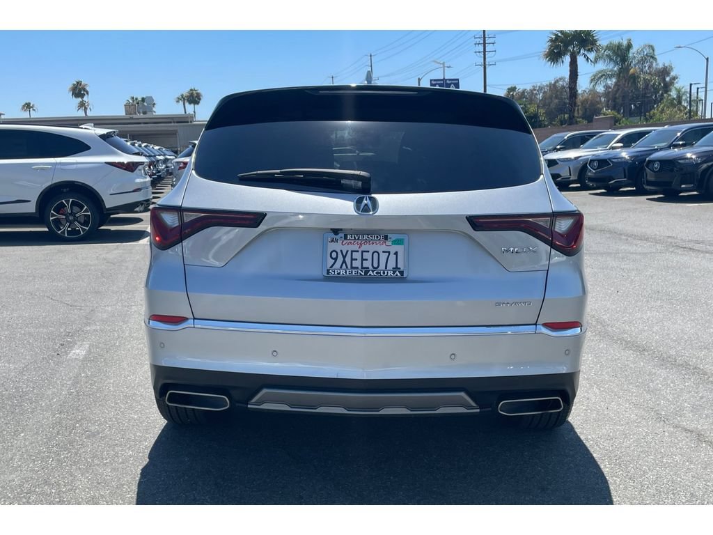 Certified 2026 Acura MDX w/ Technology Package AWD/4WD image 4