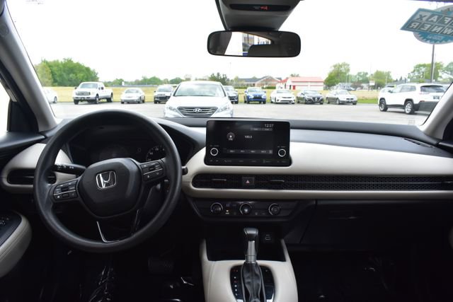 Used 2023 Honda HR-V LX image 30