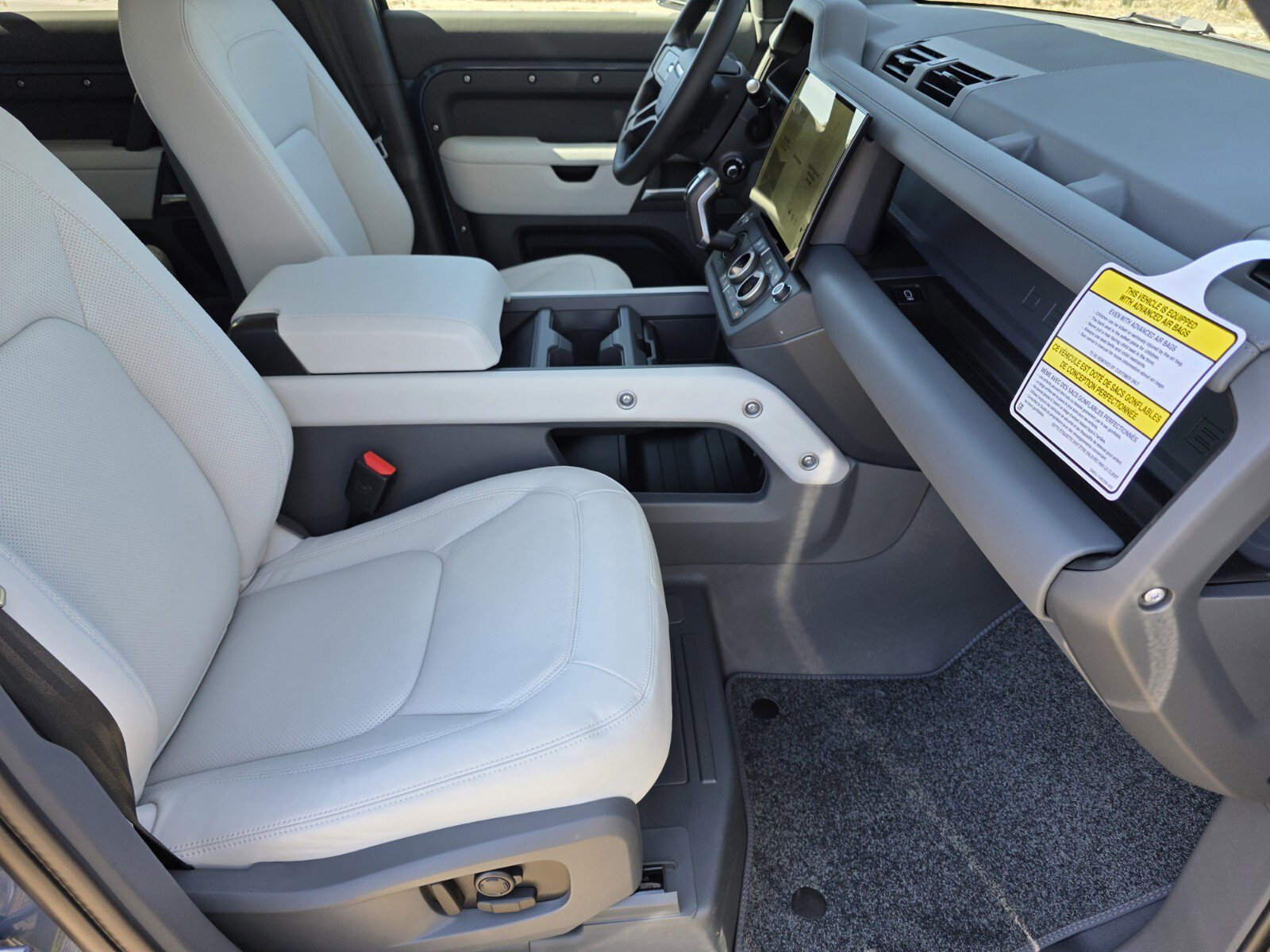 Used 2026 Land Rover Defender 110 S image 3