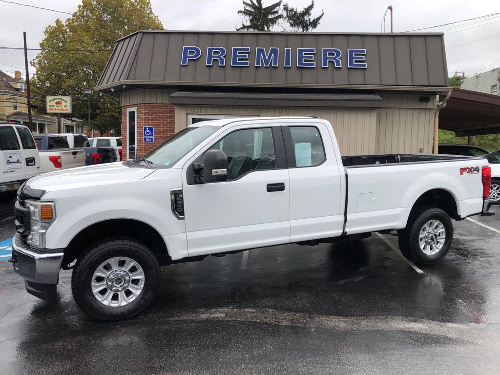 Used 2022 Ford F250 XL w/ Power Equipment Group AWD/4WD image 2