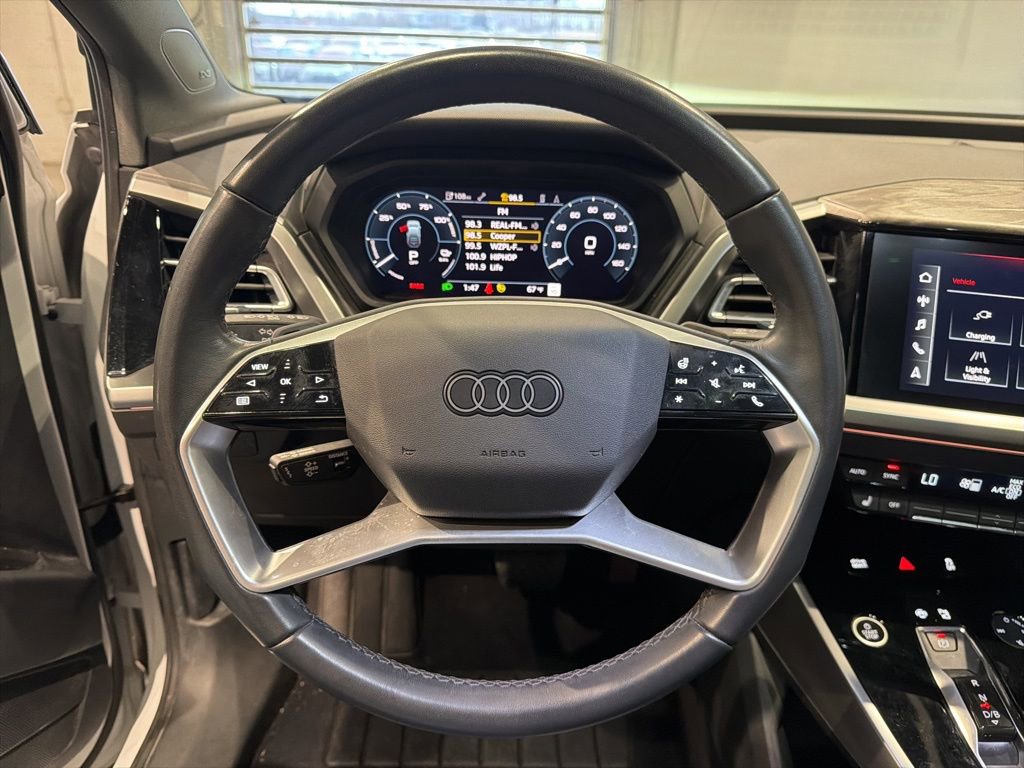 Used 2022 Audi Q4 e-tron Prestige image 23