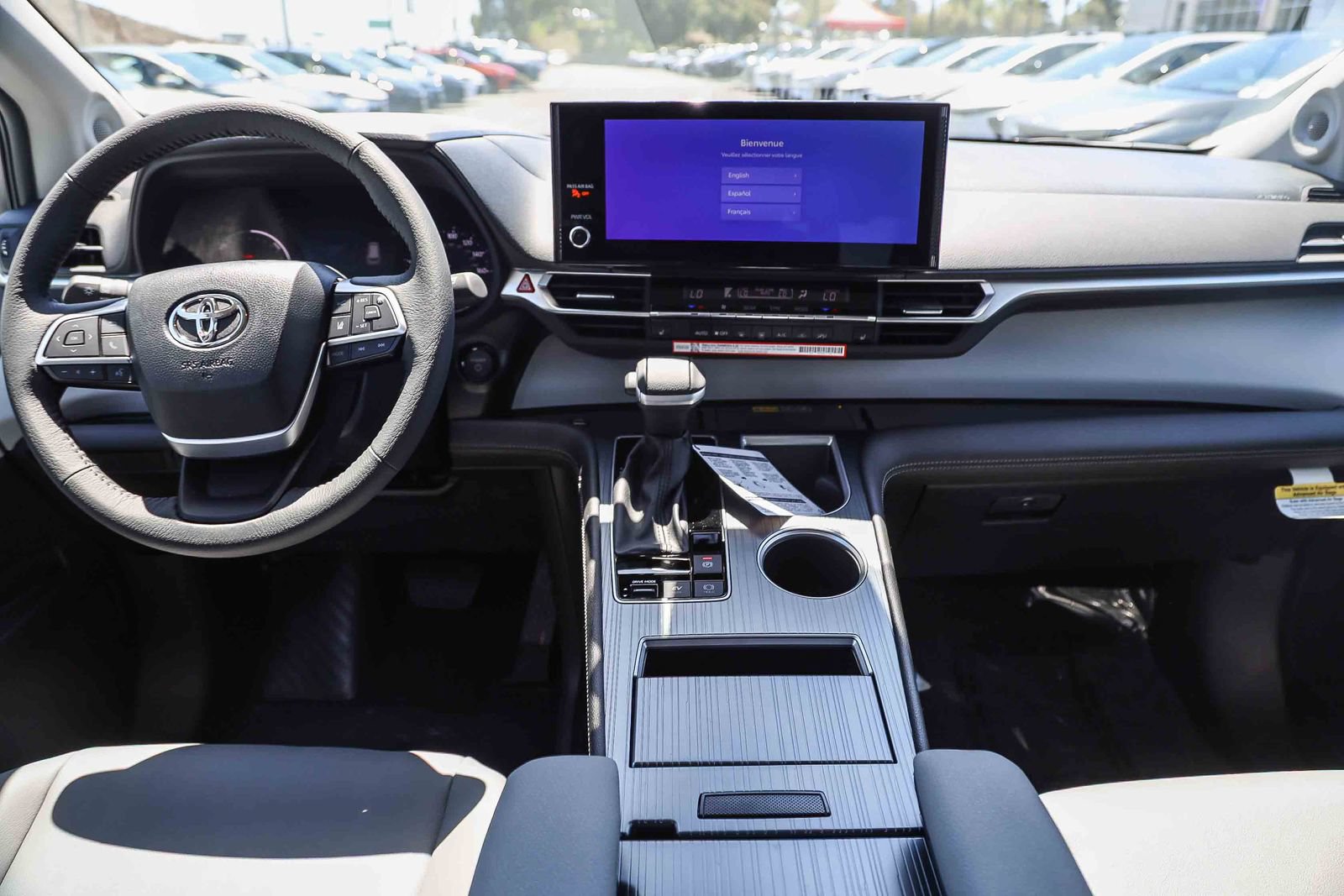New 2026 Toyota Sienna XLE FWD image 13