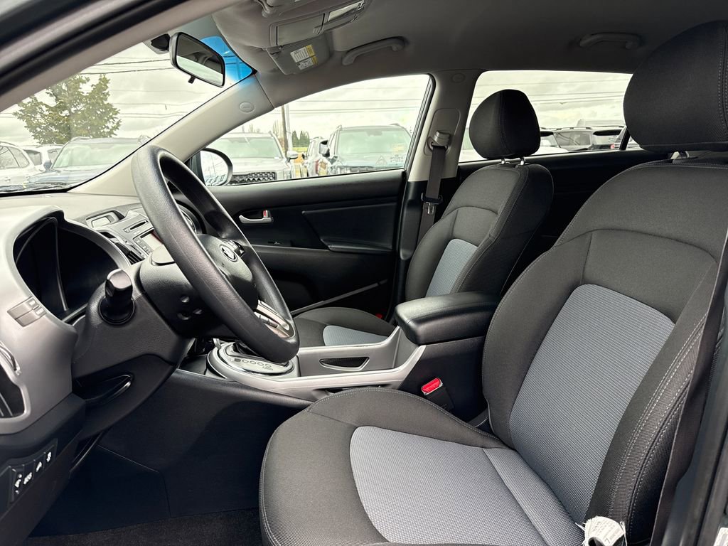 Used 2015 Kia Sportage LX image 18