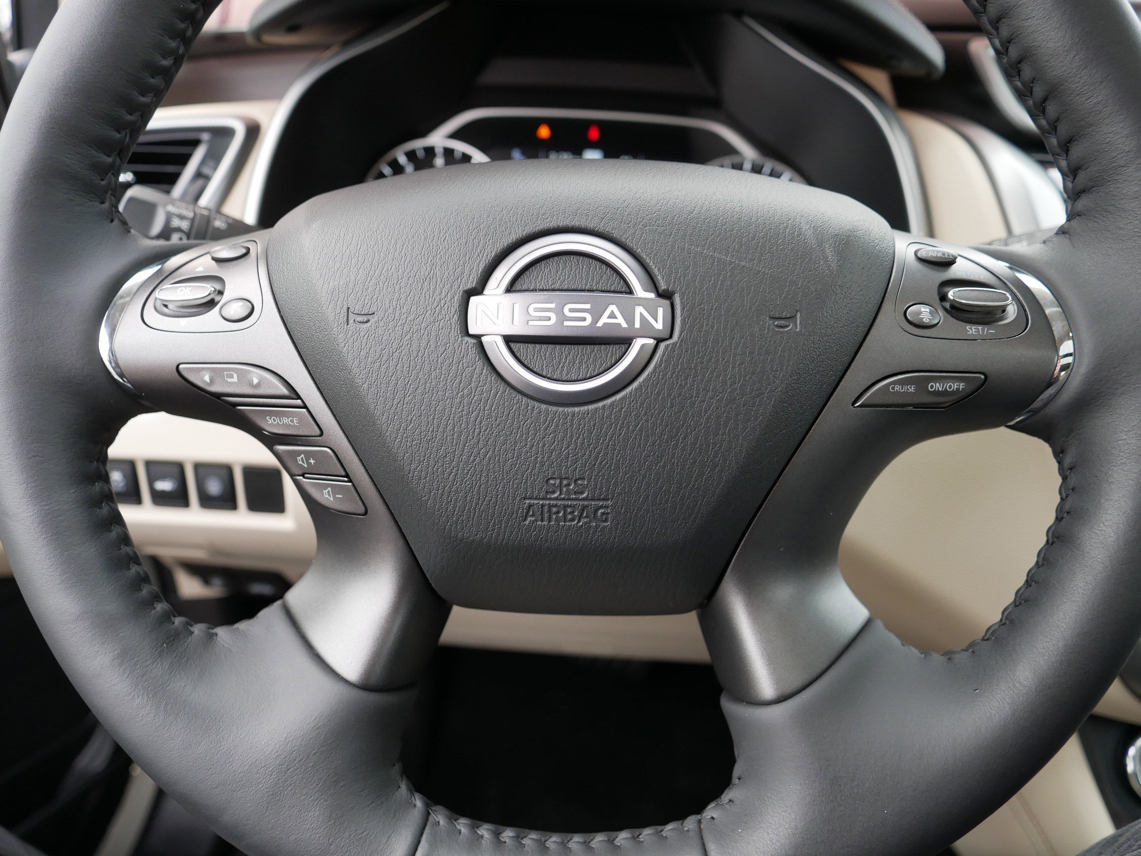 Certified 2024 Nissan Murano Platinum w/ Cargo Package image 25